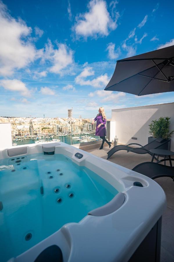 The Address Seafront Suites With Hot Tub Tal-Pietà Exterior foto