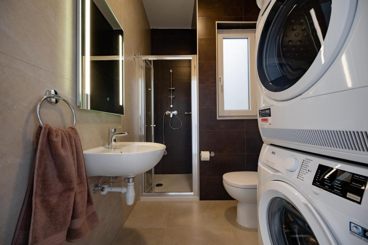The Address Seafront Suites With Hot Tub Tal-Pietà Exterior foto