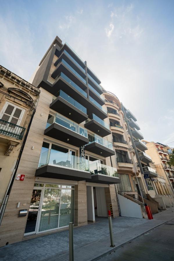 The Address Seafront Suites With Hot Tub Tal-Pietà Exterior foto